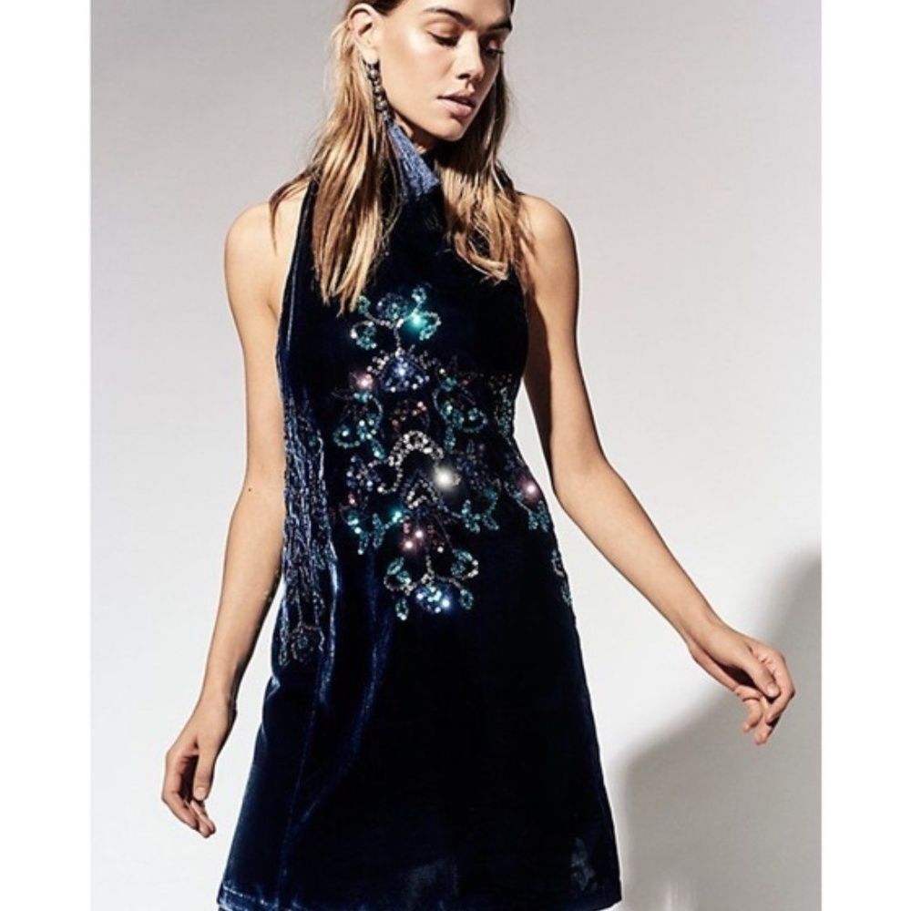 Free People Jill’s Sequin Swing Velvet Dress Blue Combo Size Medium NWT
